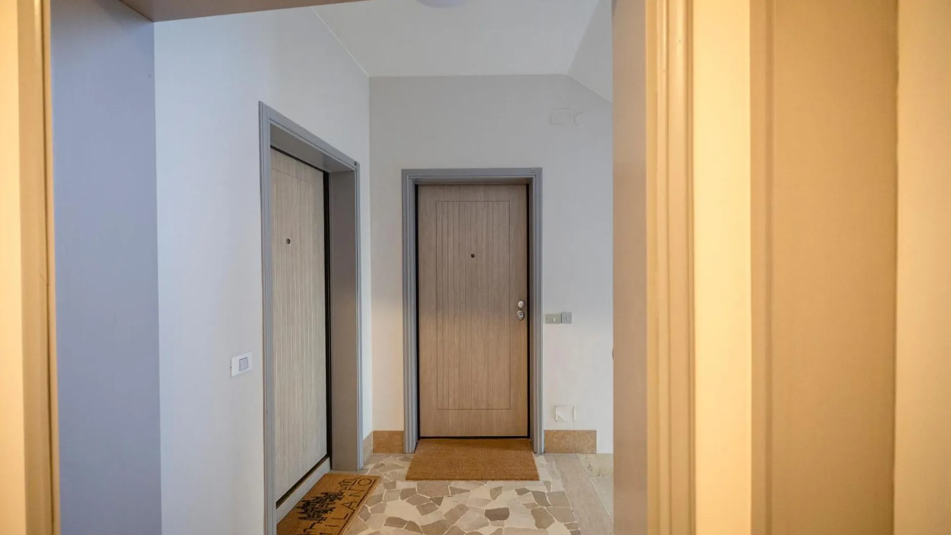 Apartamento Moderno Bilocale In Zona Monumentale-Cenisio Milán 0*,  Italia