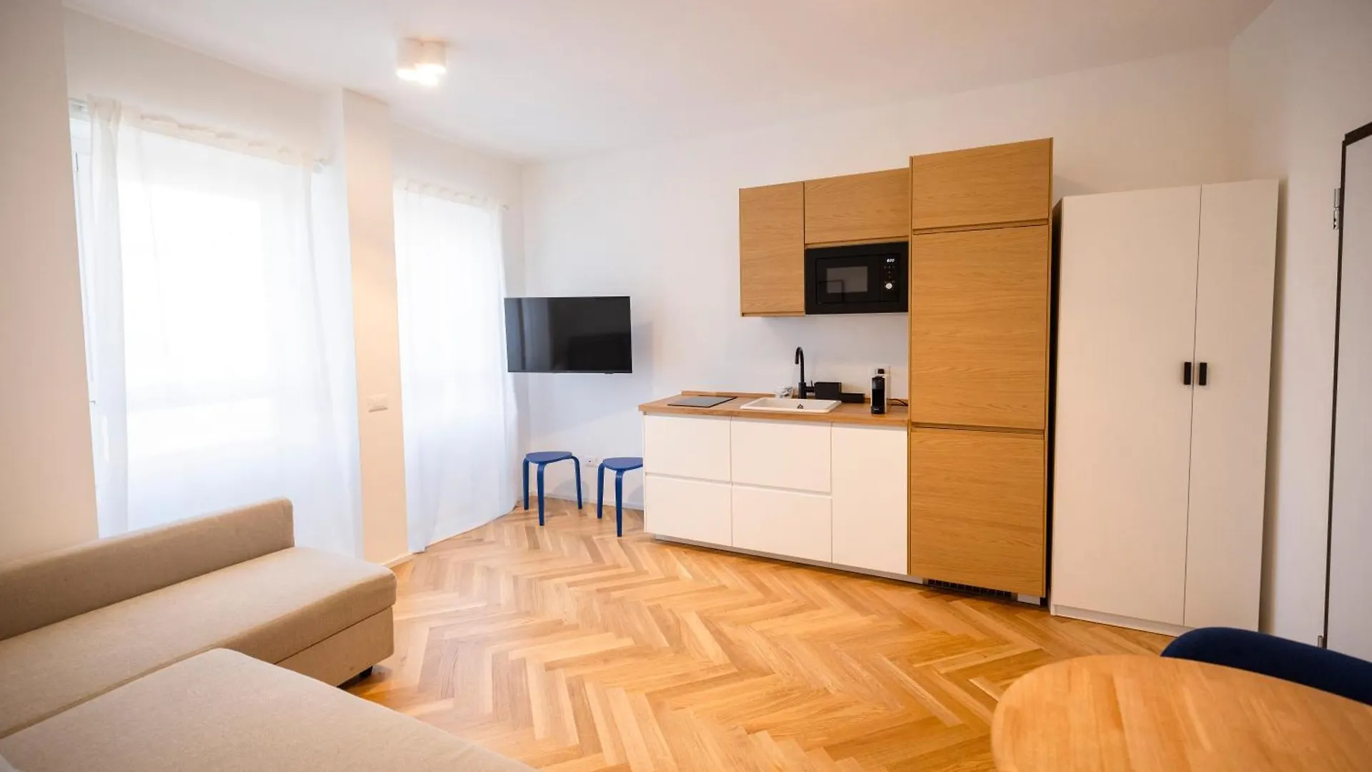 Apartamento Moderno Bilocale In Zona Monumentale-Cenisio Milán