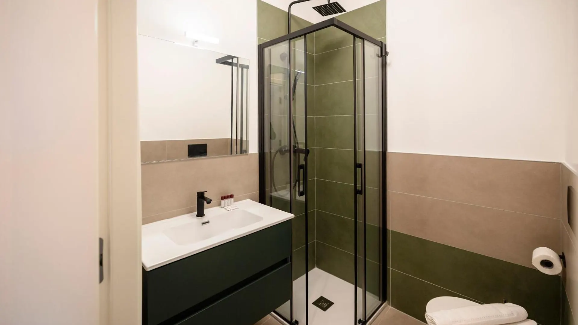 Apartamento Moderno Bilocale In Zona Monumentale-Cenisio Milán Italia