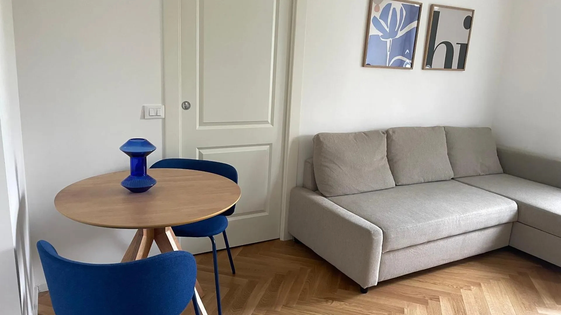 Apartamento Moderno Bilocale In Zona Monumentale-Cenisio Milán 0*,  Italia